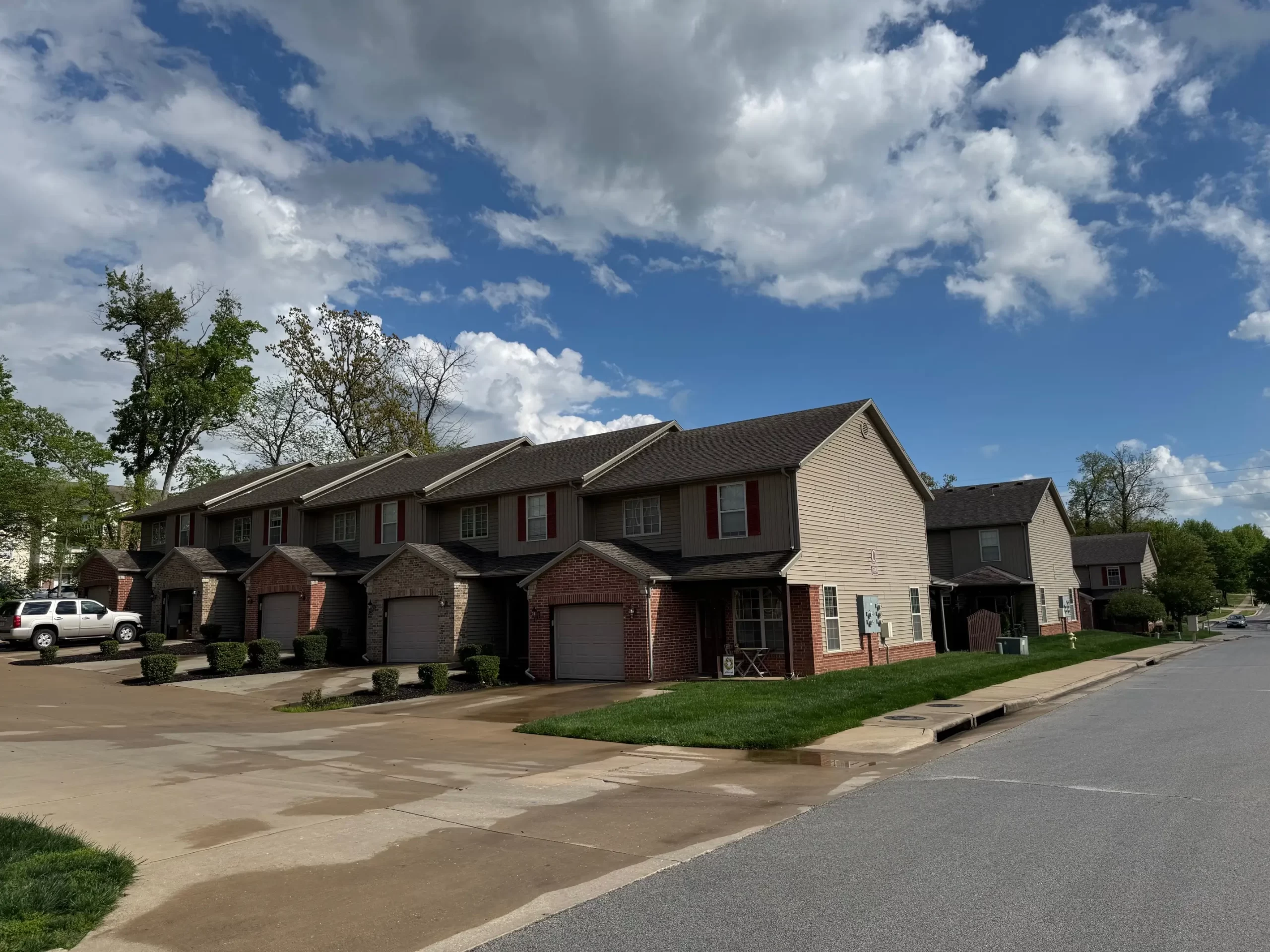 Townhome roofing project completed by ABC Roofing in Springfield, Missour